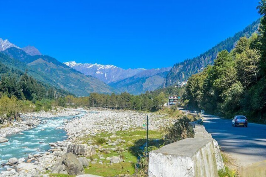 Highlights of Manali (Guided Fullday Sightseeing Tour by Car)
