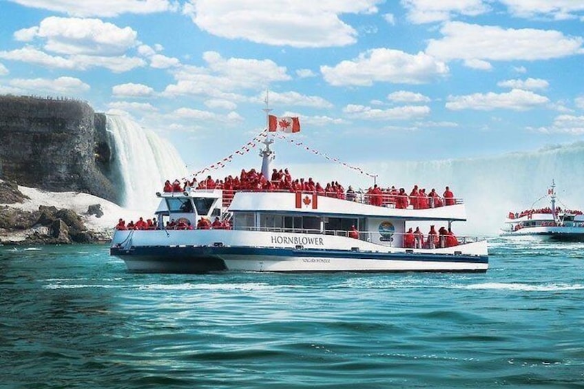 Toronto, Niagara Falls & Thousand Islands VIP 2–Day Trip