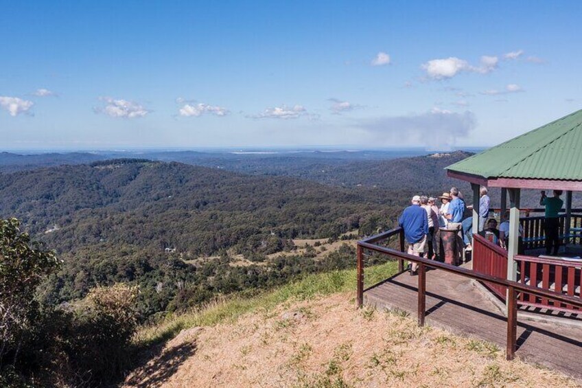 Scenic Hinterland Guided Day Tour Inc Lunch, Tastings & Lookouts 