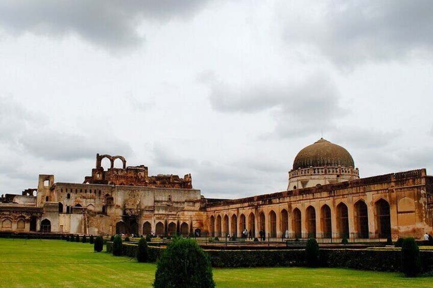 Day Trip to Bidar (Guided Private Experience by Car from Hyderabad)