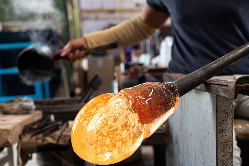 Murano Glass Factory Tour & Hands-On Workshop roundtrip transportation