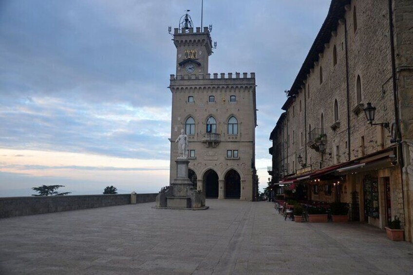 Best of San Marino with Professional Guide