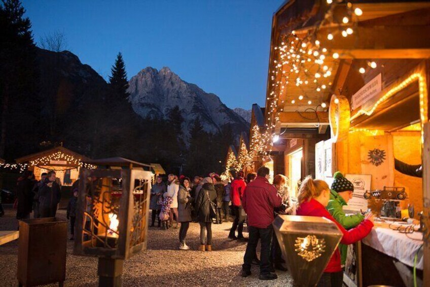 Magical CHRiSTMAS MARKETS: Innsbruck & BEST OF Tyrol EXCLUSiVE TOUR from Munich