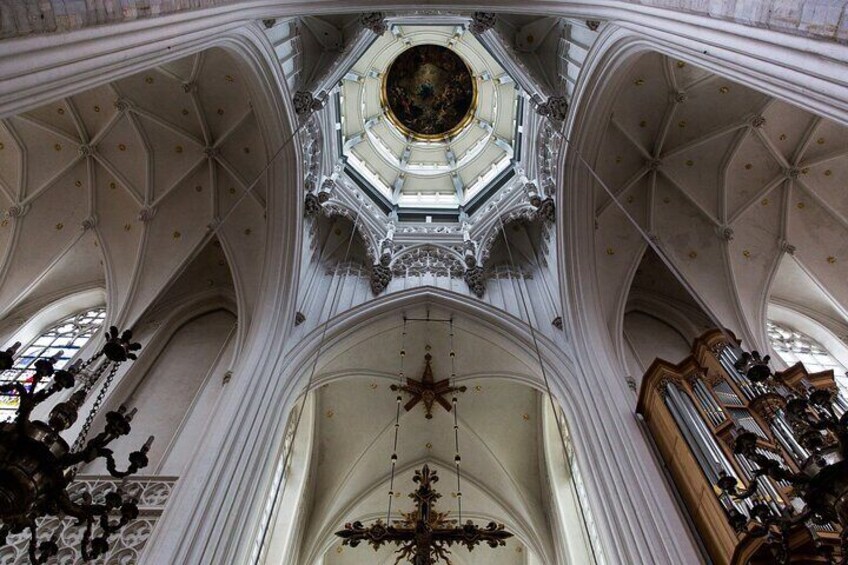 Explore Antwerp in 1 hour with a Local