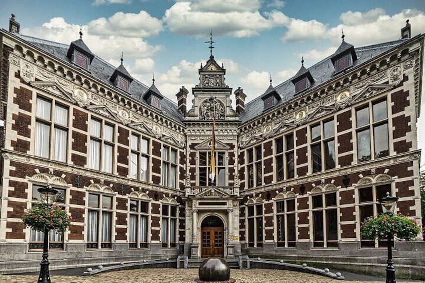 Utrecht Private Walking Tour