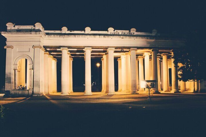 Kolkata Colonial Walk (2 Hours Guided Walking Tour)
