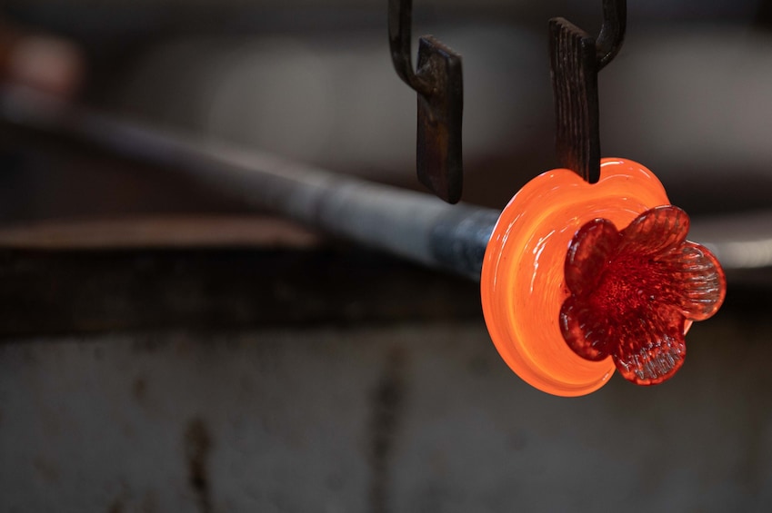 Private Murano Tour & Glass Blowing Demo with Hotel Pick-up