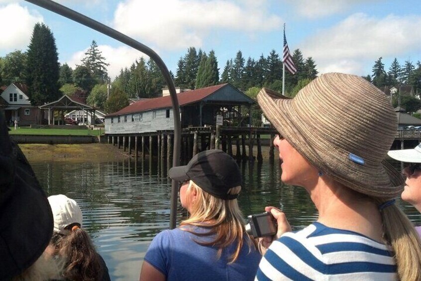 2 Hour Guided Boat Tour in Gig Harbor and Narrows Bridges