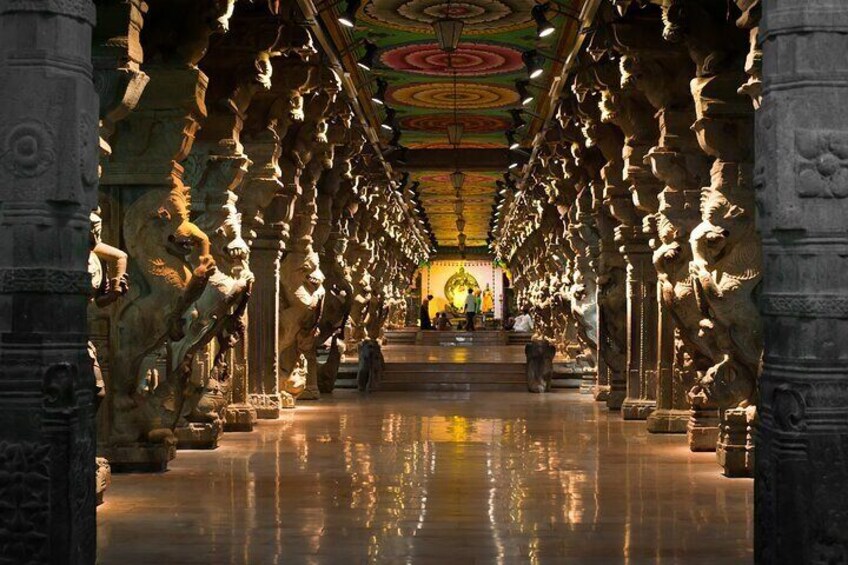 Best of Madurai (Guided Halfday Sightseeing Tour by Car)