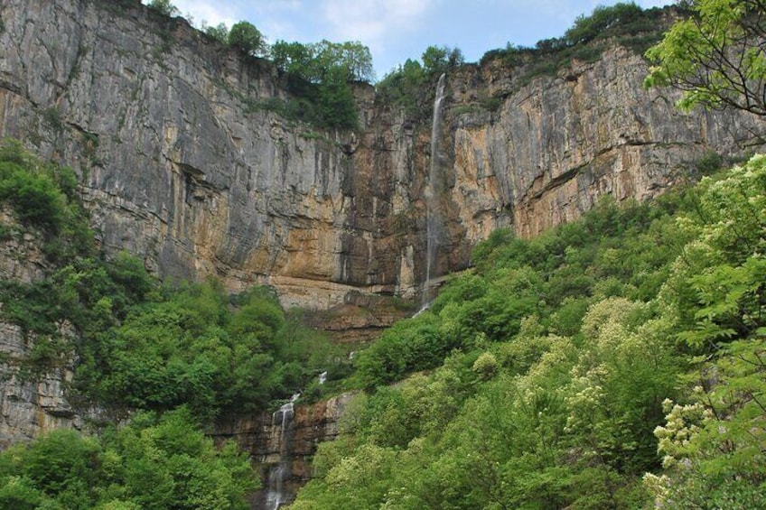 Iskar Gorge Trek, Skaklia Waterfall and Cherepish Monastery Tour from Sofia