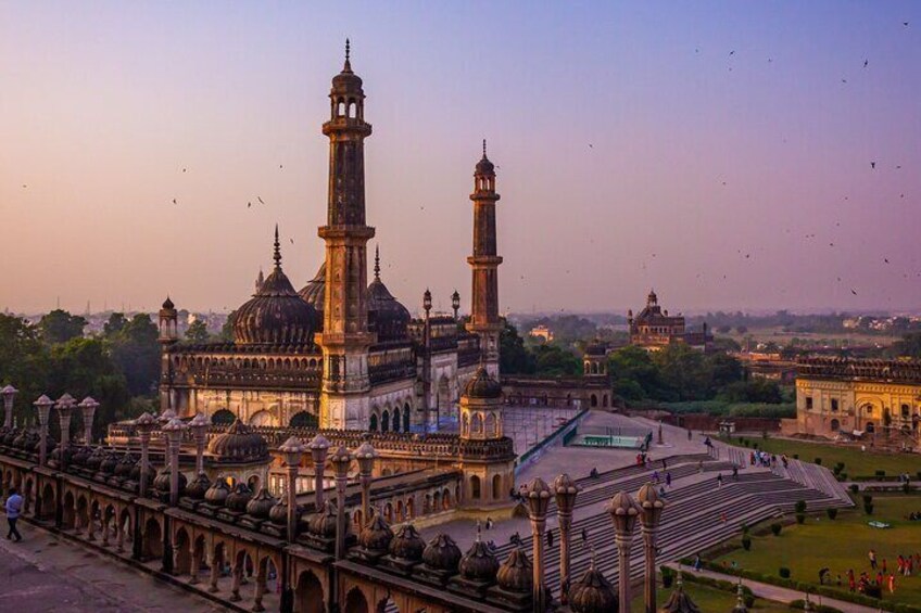 Night Walk Lucknow (2 Hours Guided Walking Tour)