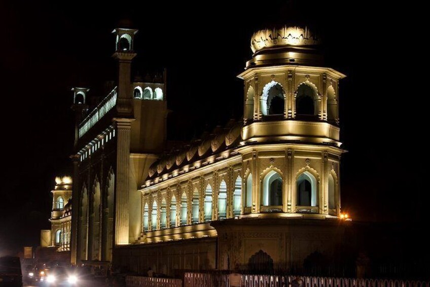 Night Walk Lucknow (2 Hours Guided Walking Tour)