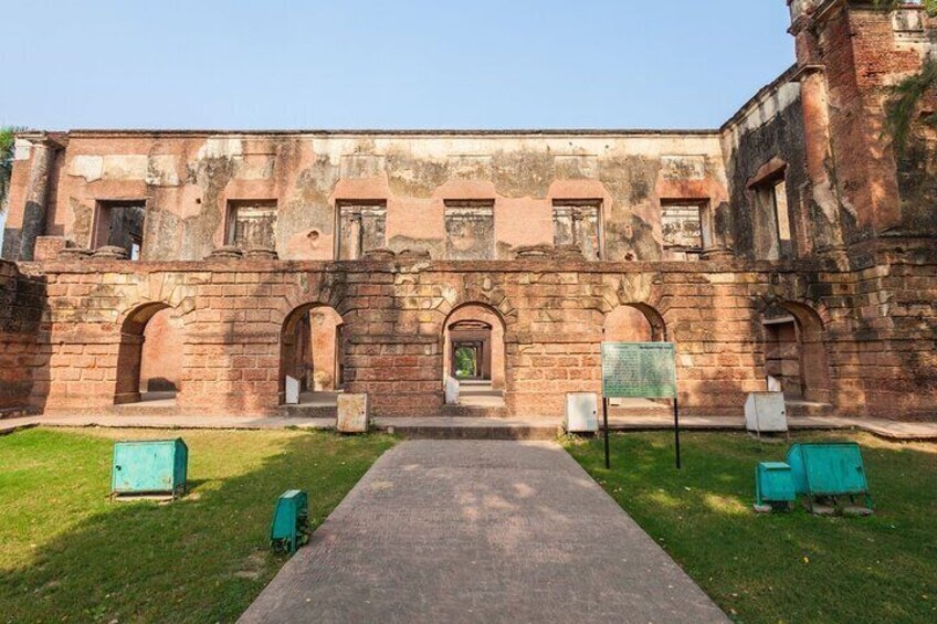 Colonial Walk of Lucknow (2 Hours Guided Walking Tour)