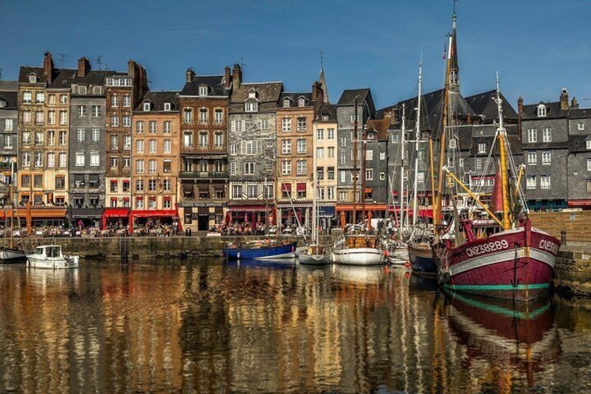 Honfleur Private Walking Tour With A Professional Guide