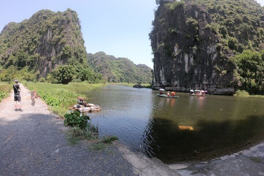 Bai Dinh - Mua Cave - Trang An Private 1 Day Tour