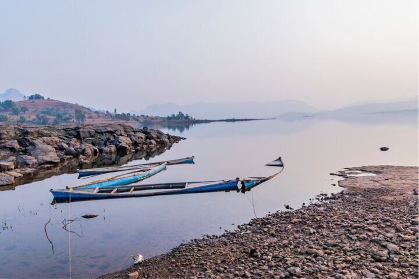 Day Trip to Pawna-Lohagad-Lonavala (Guided Fullday Sightseeing Tour from Mumbai)