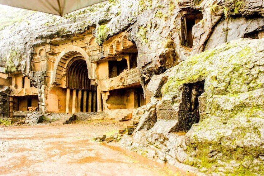 Day Trip to Pawna-Lohagad-Lonavala (Guided Fullday Sightseeing Tour from Mumbai)