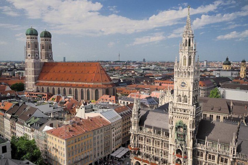 Munich: 5 Top Churches and Old Town with Private Guide