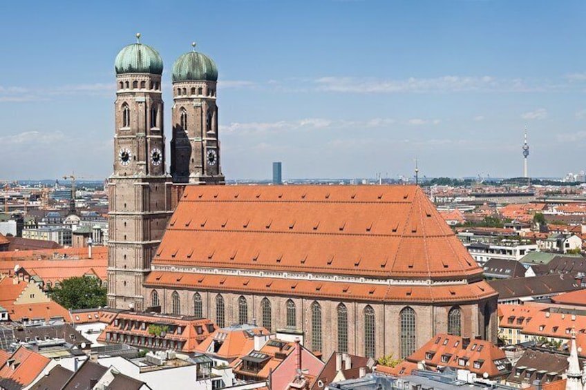 Munich: 5 Top Churches and Old Town with Private Guide