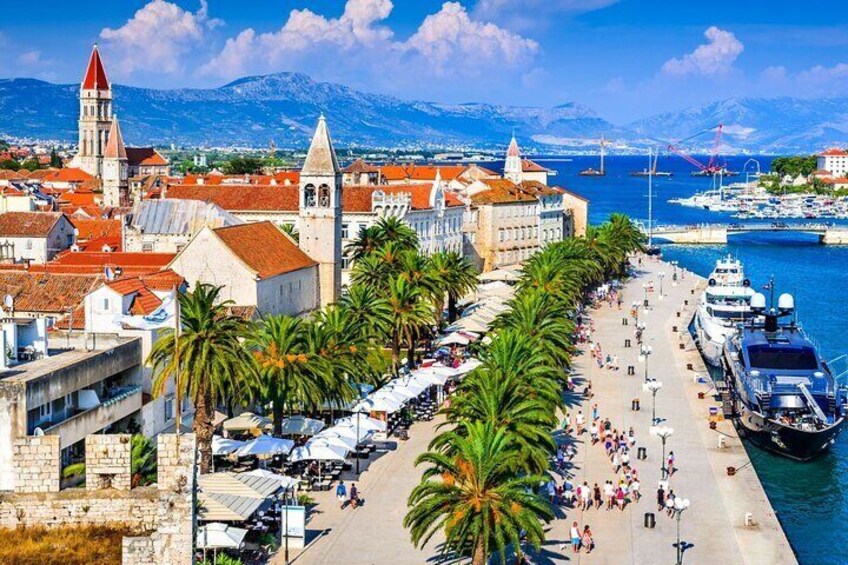 Private tour of the best of Split- Sightseeing, Food & Culture with a local