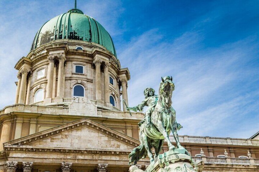 Budapest Private Tour: Buda Castle District Exploration Game