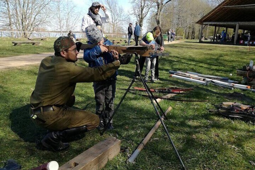 Crossbow shooting