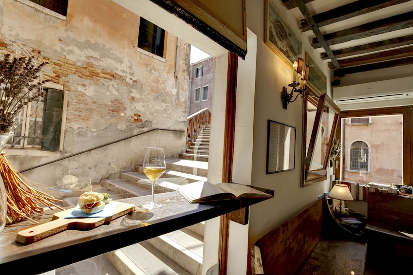 Wine Tasting Experience in Venice