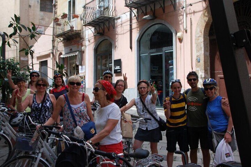 3-Hour Guided Antimafia Bike Tour at Palermo
