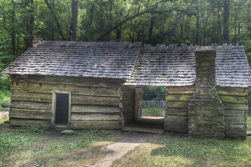 Great Smoky Mountains National Park and Cades Cove Self-Driving Bundle Tours