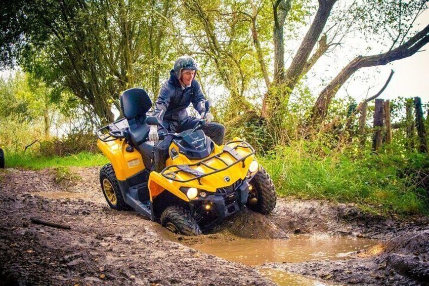 One hour quad ride between Nantes and La Baule