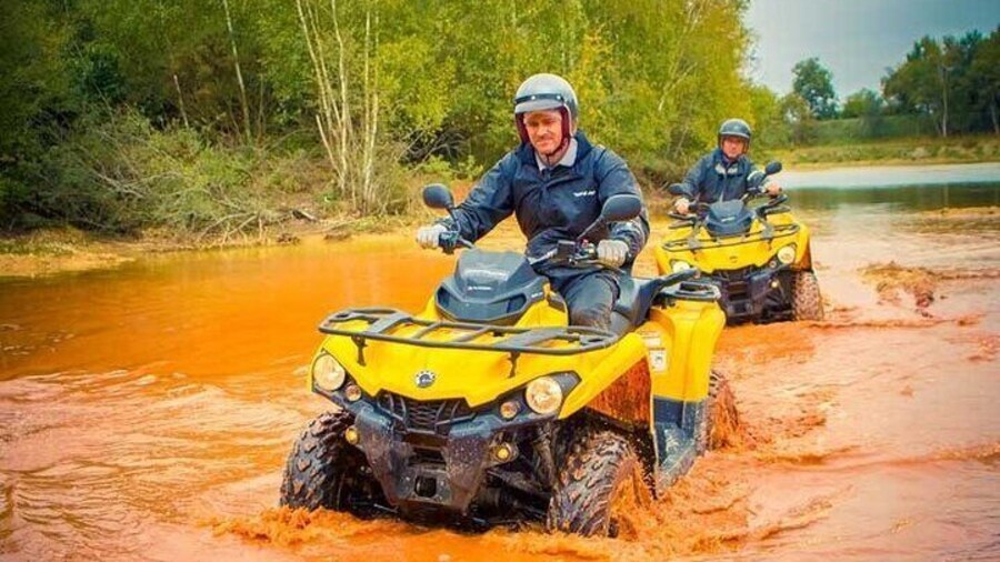 One hour quad ride between Nantes and La Baule