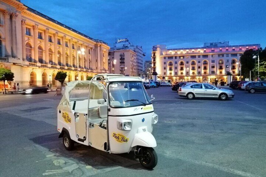 Private Panoramic Tuk Tuk Tour in Bucharest