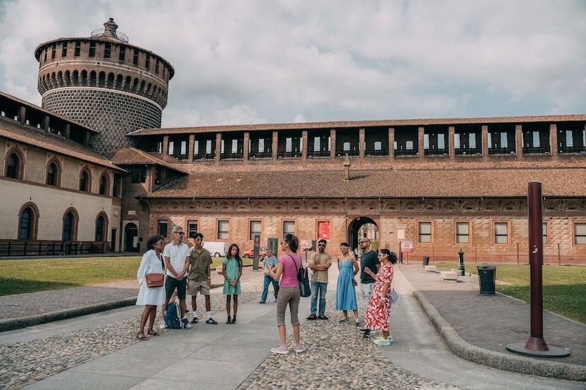 Milan Highlights Walking Tour