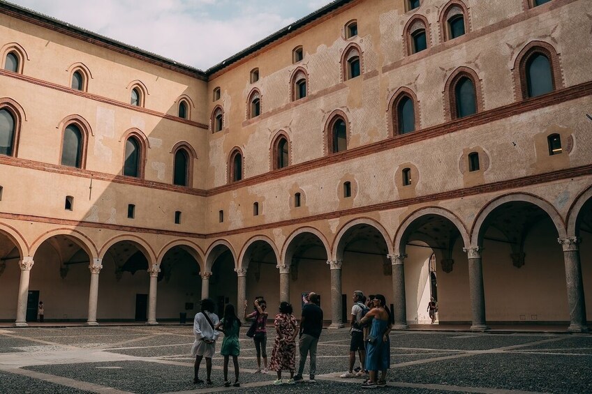 Best of Milan Walking Tour with Duomo visit