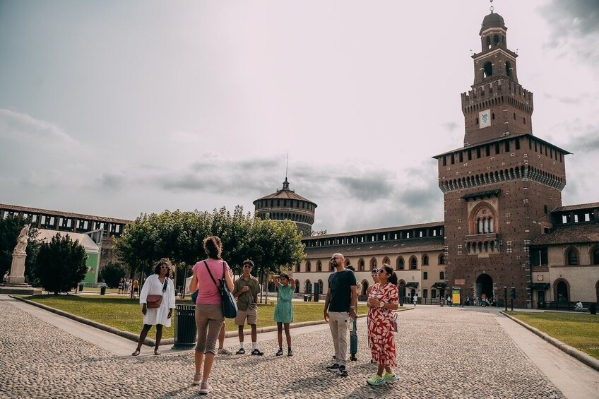 Best of Milan Walking Tour with Duomo visit