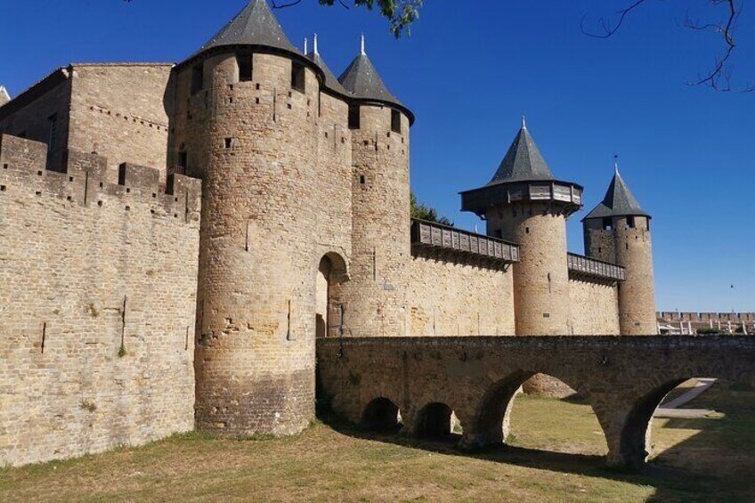 Guided tour of the medieval city of Carcassonne