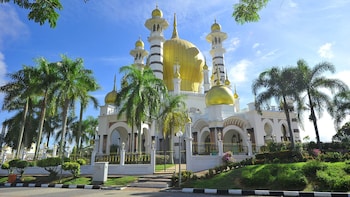 Private Ipoh & Kuala Kangsar Full-Day Tour