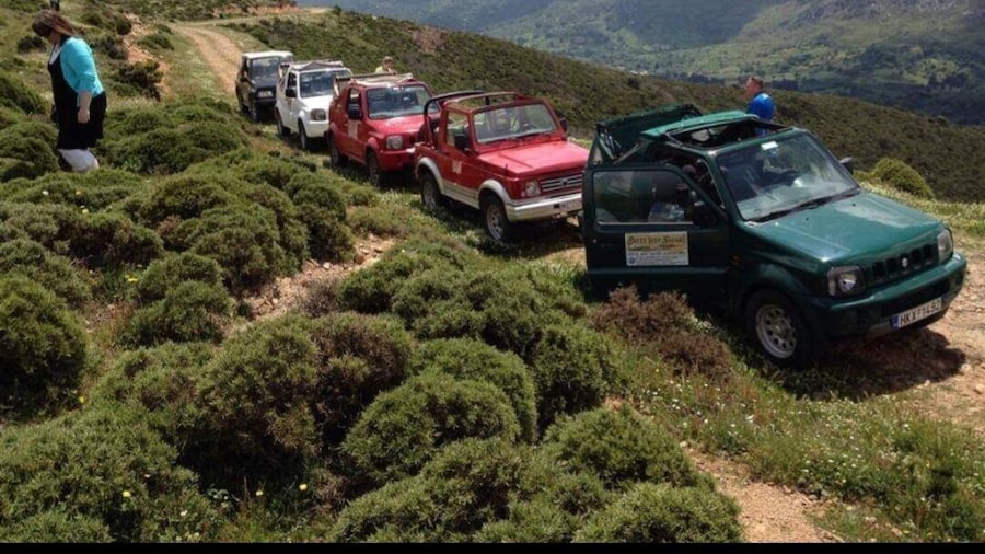 4x4 Jeep Safari Tour with Lunch