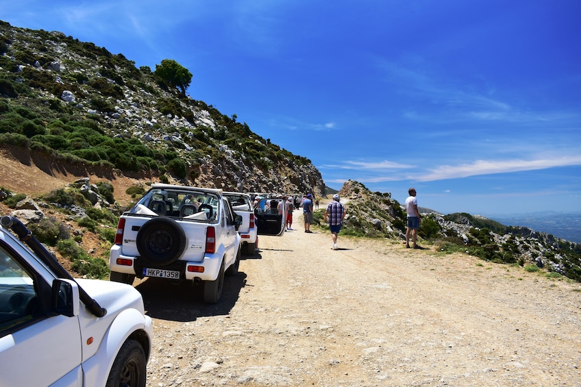4x4 Jeep Safari Tour with Lunch
