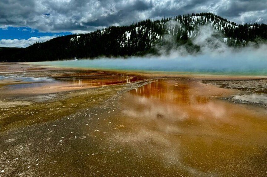 Private Yellowstone Luxury Cadillac Tours From West Yellowstone