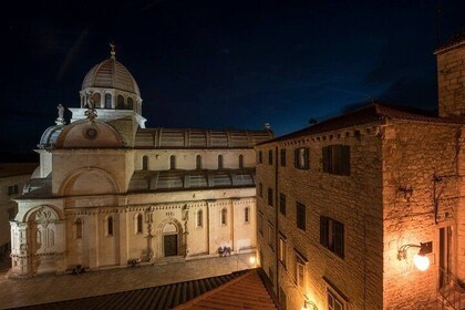 Daily or night walking tour through Medieval Šibenik