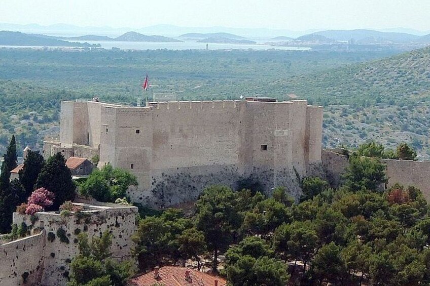 Daily or night walking tour through Medieval Šibenik