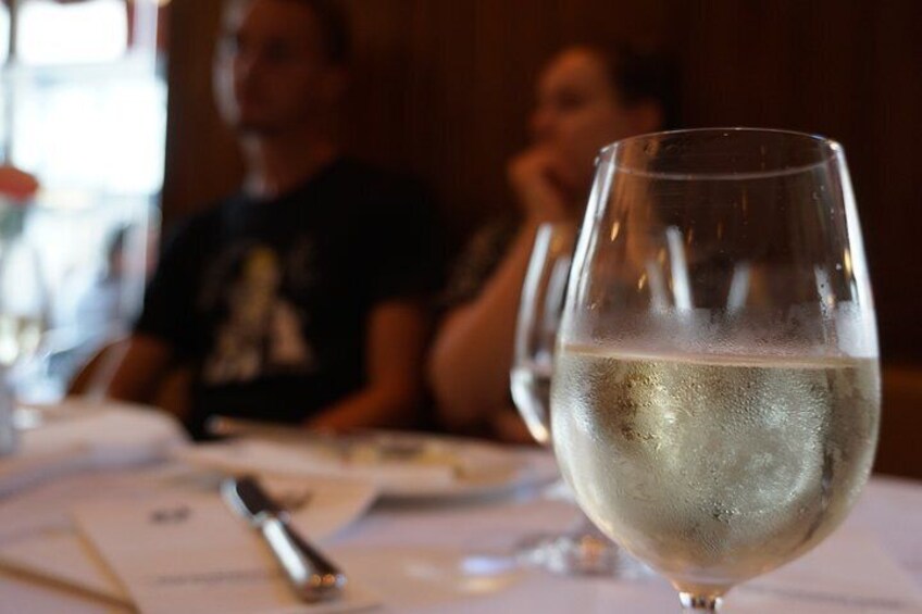 Nightlife Experience in Vienna with Dinner