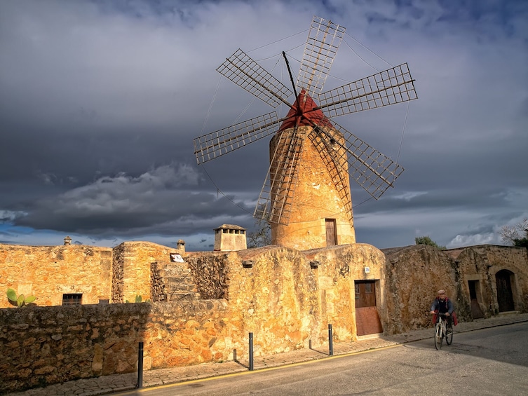 Self-drive Tour: Windmills, legends and Charming Villages