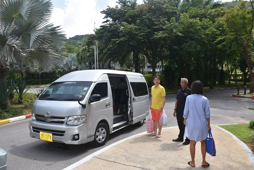 John Gray’s Exclusive Hong by Starlight Private Tour from Phuket