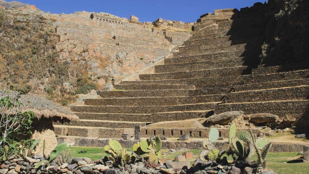 Ollantaytambo structures.