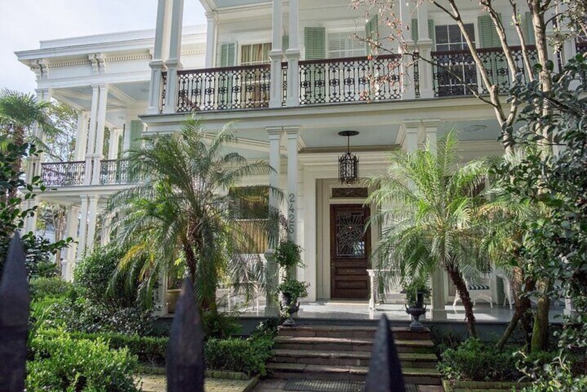 Private Walking Tour of the Garden District