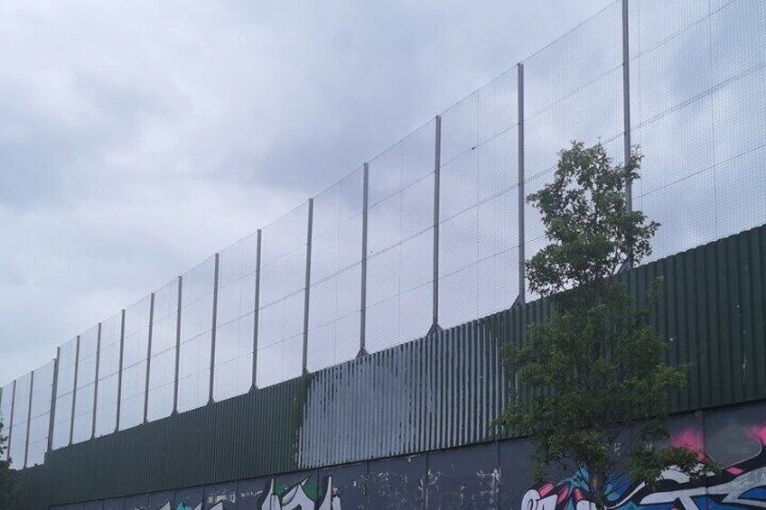 Belfast Famous peace wall ( bigger than the Berlin wall)