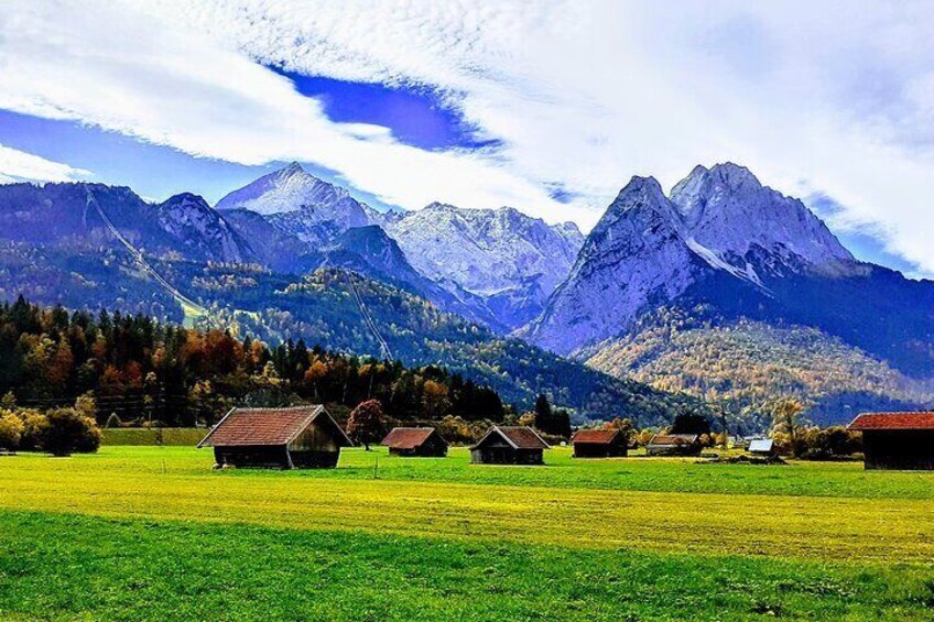 https://media-cdn.tripadvisor.com/media/attractions-splice-spp-720x480/0b/74/be/16.jpg