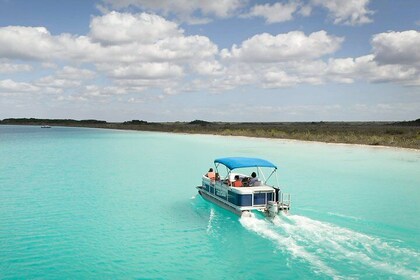 Bacalar 101- Private Tour of the Lagoon of the 7 Colors